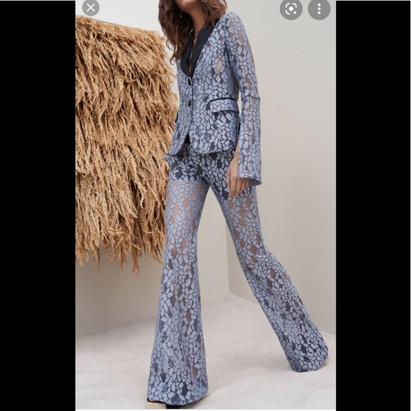 Sold🎈ALEXIS lace blazer S - Picture 2 of 8